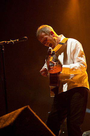 Pete Hiley of Boy On A Dolphin at Sheffield City Hall