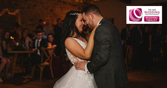 wedding photographer derbyshire first dance