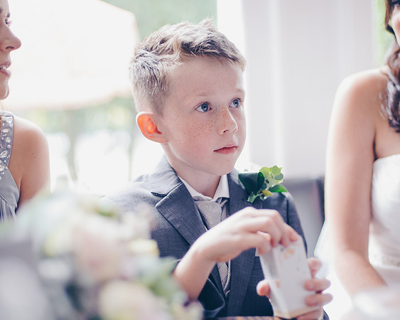 Leopold Hotel wedding photography pageboy