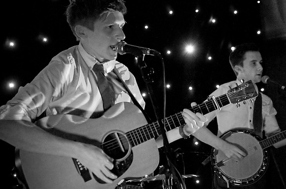 The Natterjacks performing at Sheffield Park Hotel