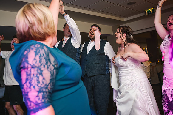 barnsley wedding photography of bride and groom at tankersley manor